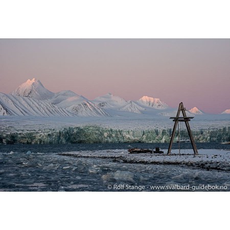 Spitsbergen - Svalbard. The comprehensive guidebook (English)