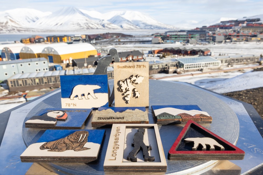 Kühlschrankmagnete von Alt i 3 in Longyearbyen, Spitzbergen