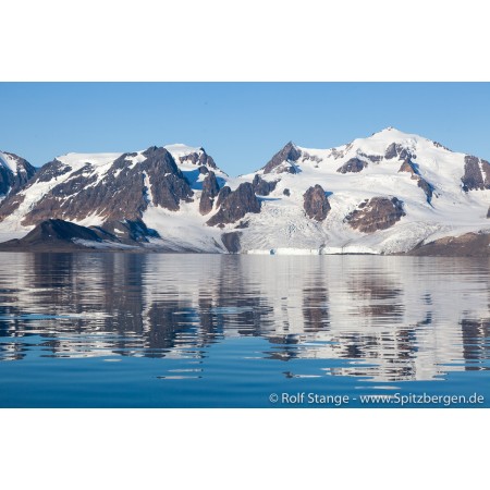 Spitsbergen – Svalbard. Een complete gids rondom de Arctische archipel
